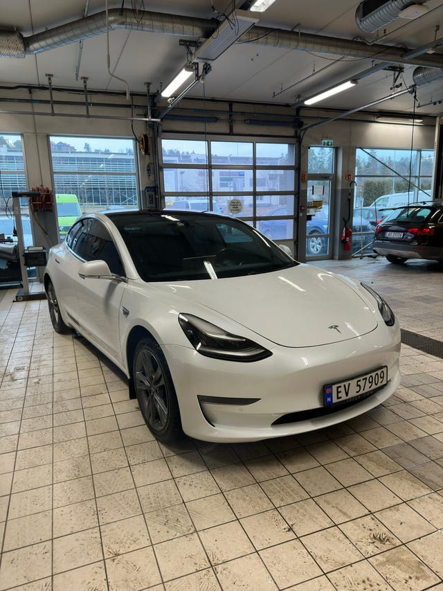 5YJ3E7EBXKF202446 2019 TESLA MODEL 3-1