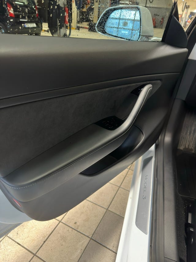 2019 TESLA MODEL 3 - 11