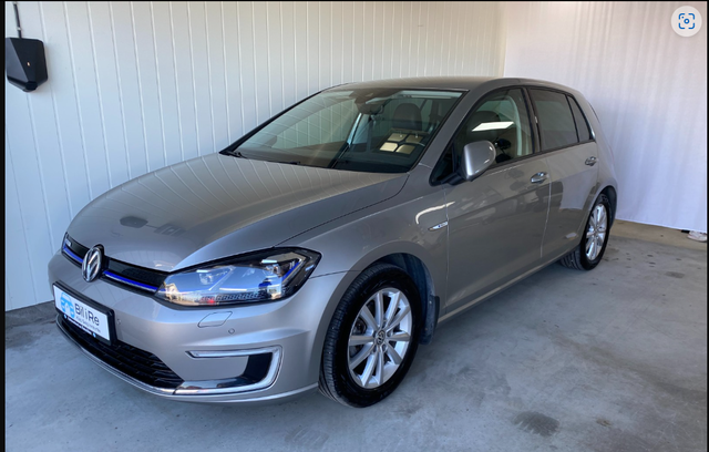 WVWZZZAUZJ8906415 2018 VOLKSWAGEN GOLF-0