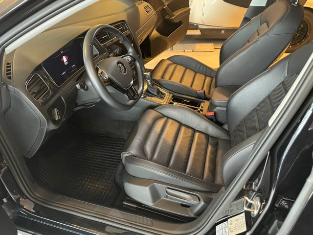 2019 VOLKSWAGEN GOLF - 12