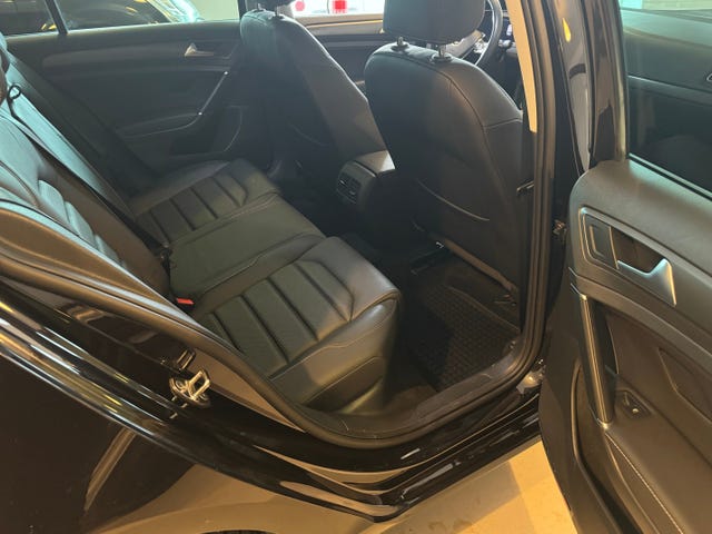 2019 VOLKSWAGEN GOLF - 9