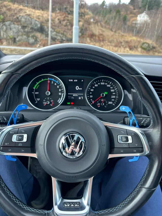 2015 VOLKSWAGEN GOLF - 10