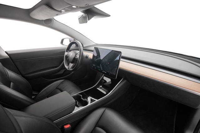 2019 TESLA MODEL 3 - 12
