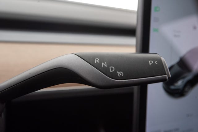2019 TESLA MODEL 3 - 11