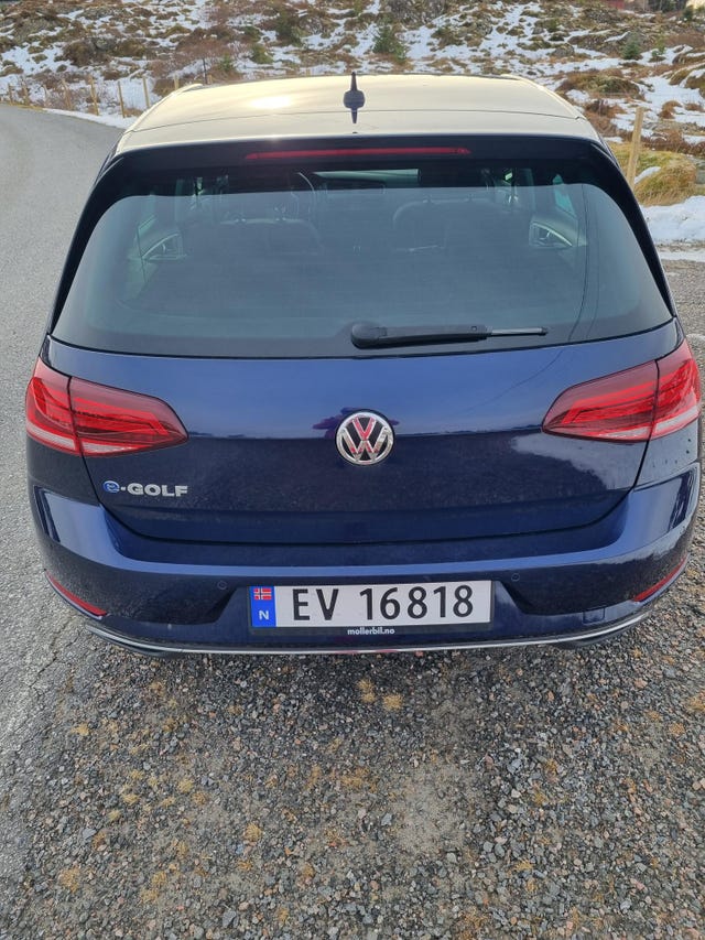 WVWZZZAUZJW908929 2018 VOLKSWAGEN GOLF-3