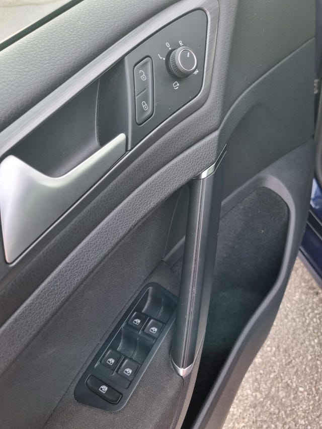 2018 VOLKSWAGEN GOLF - 12