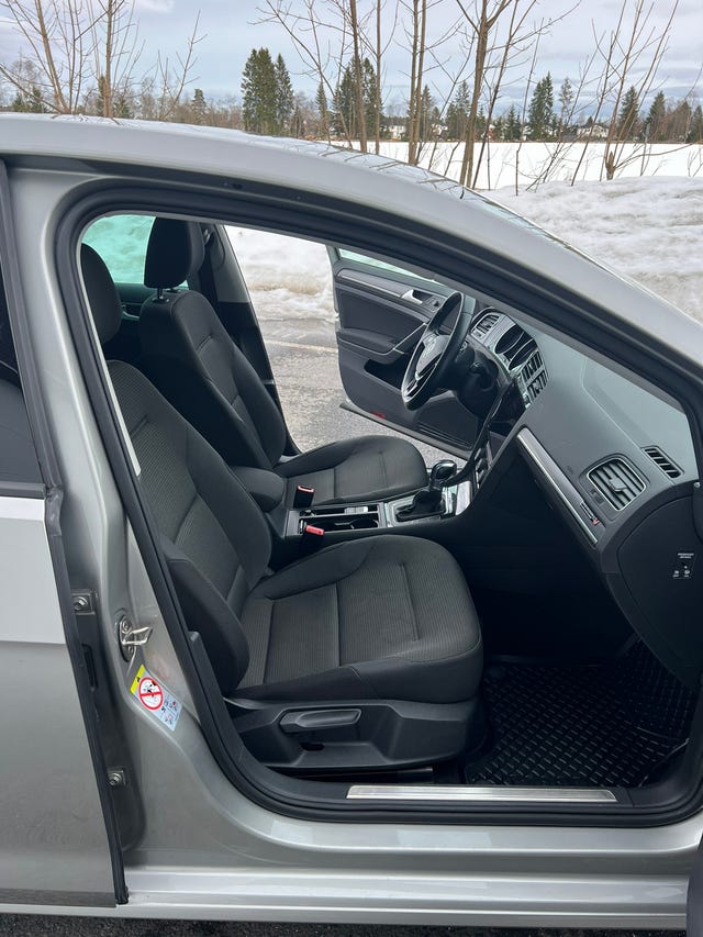 2018 VOLKSWAGEN GOLF - 12