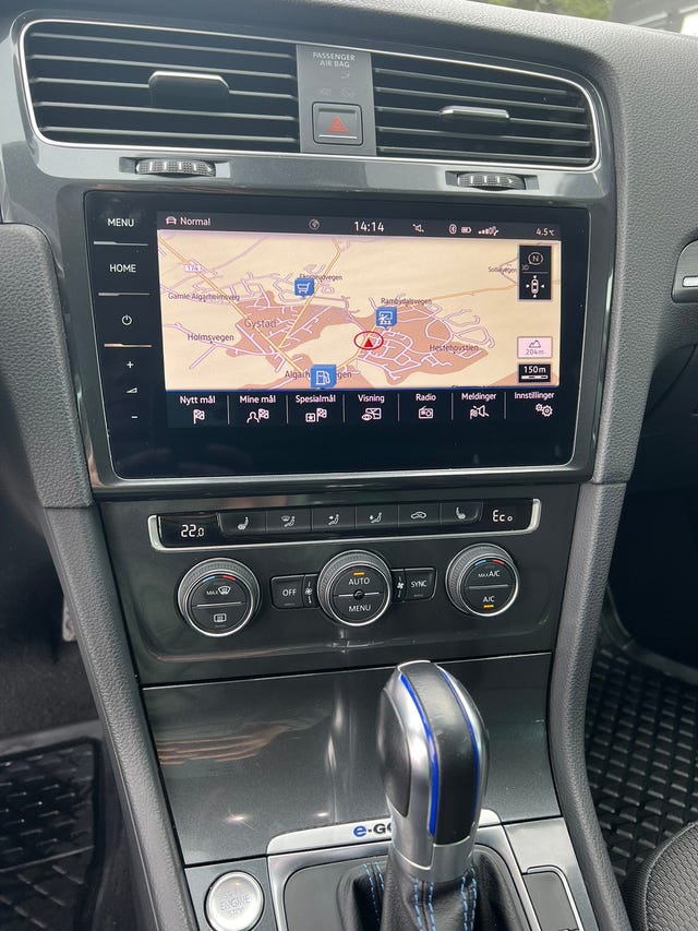 2018 VOLKSWAGEN GOLF - 9
