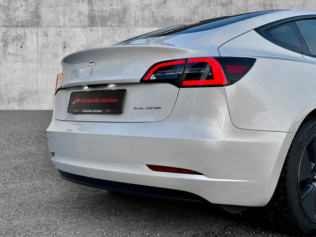 2021 TESLA MODEL 3 - 12