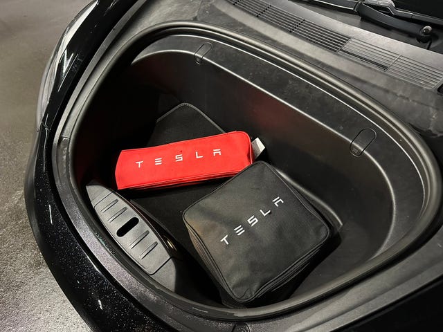 2019 TESLA MODEL 3 - 27