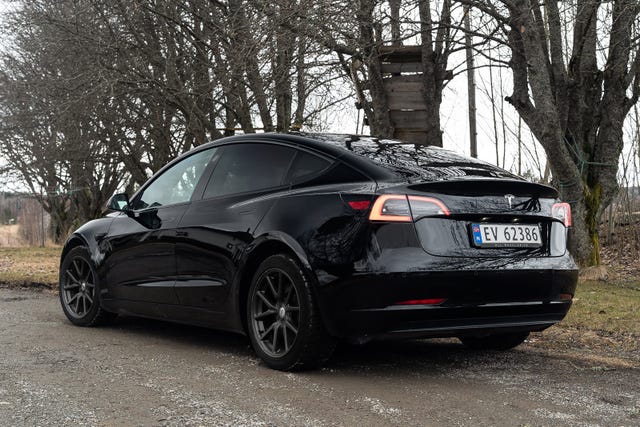 5YJ3E7EB0KF238467 2019 TESLA MODEL 3-3