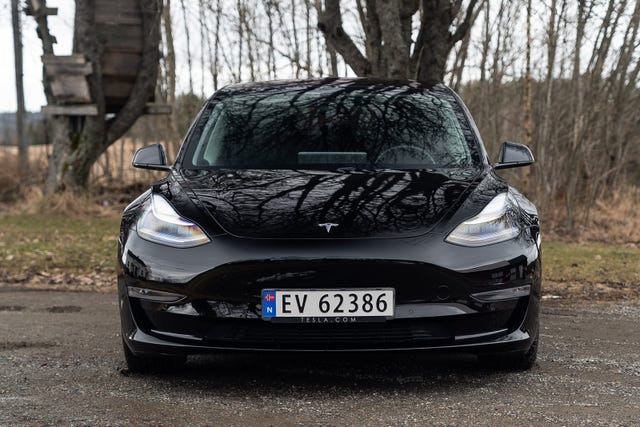 5YJ3E7EB0KF238467 2019 TESLA MODEL 3-0