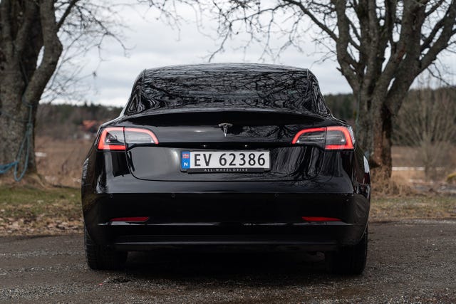 2019 TESLA MODEL 3 - 8