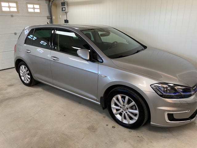 2018 VOLKSWAGEN GOLF - 11
