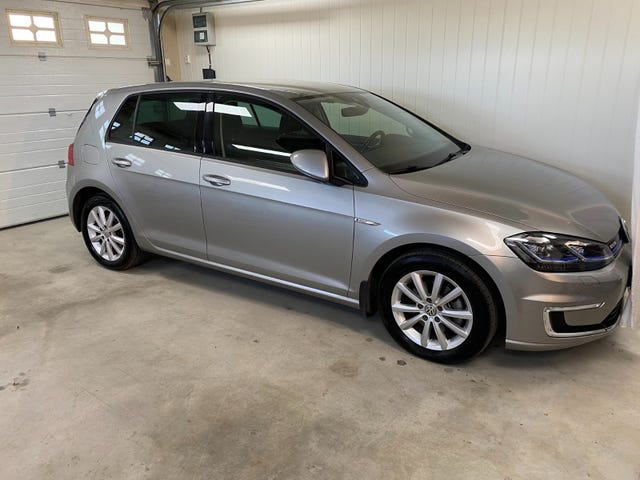 2018 VOLKSWAGEN GOLF - 12