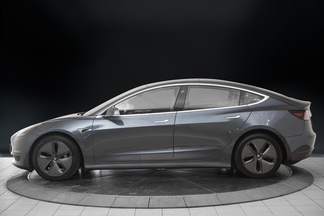 5YJ3E7EB0LF560382 2019 TESLA MODEL 3-2