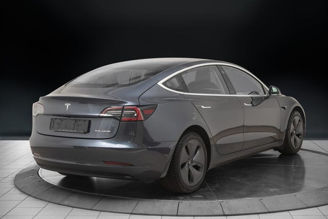 5YJ3E7EB0LF560382 2019 TESLA MODEL 3-5