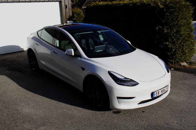 5YJ3E7EBXMF830722 2021 TESLA MODEL 3-0