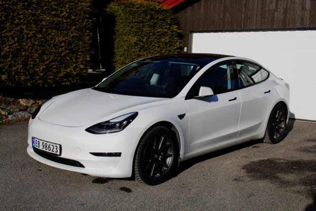 5YJ3E7EBXMF830722 2021 TESLA MODEL 3-2
