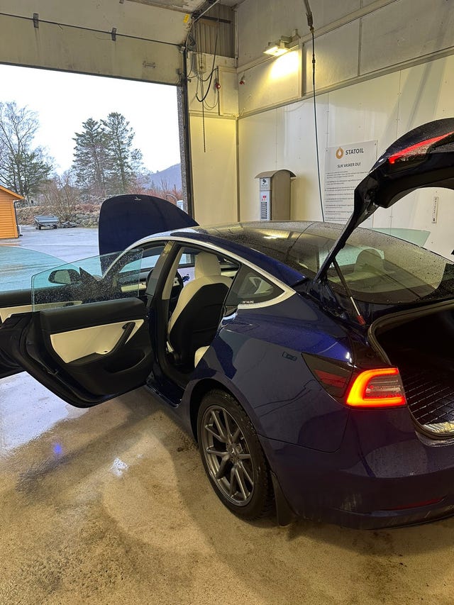 2019 TESLA MODEL 3 - 23