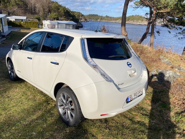 2016 NISSAN LEAF - 9