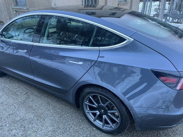 5YJ3E7EB0KF445859 2019 TESLA MODEL 3-4