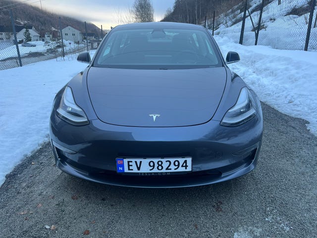 5YJ3E7EB0KF445859 2019 TESLA MODEL 3-1
