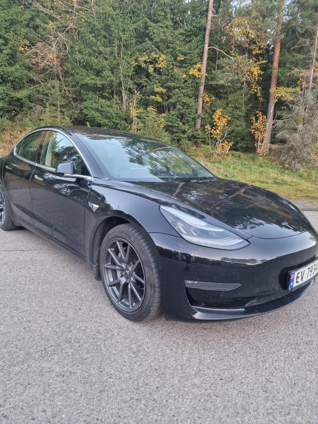 5YJ3E7EB1KF242852 2019 TESLA MODEL 3-0