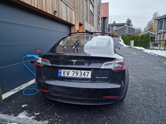 5YJ3E7EB1KF242852 2019 TESLA MODEL 3-3