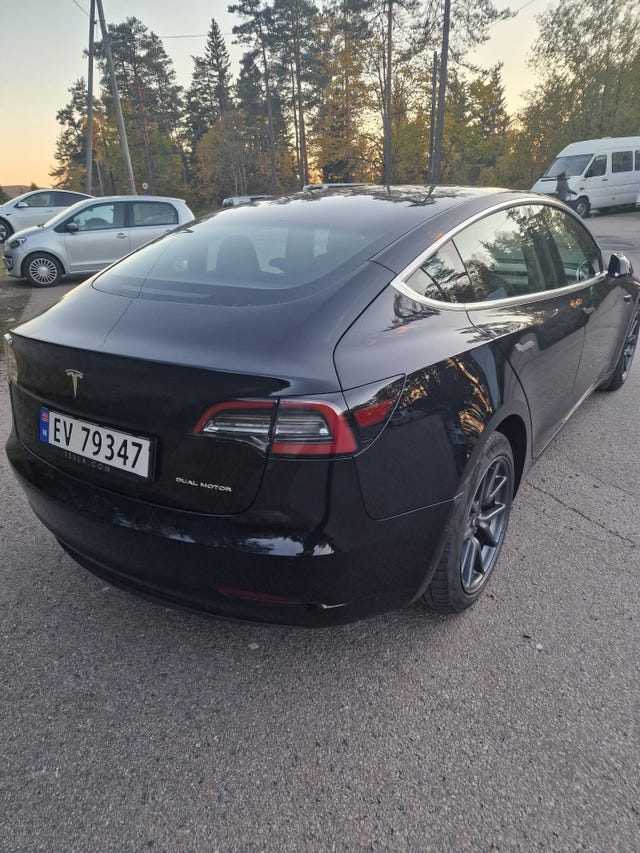 2019 TESLA MODEL 3 - 8