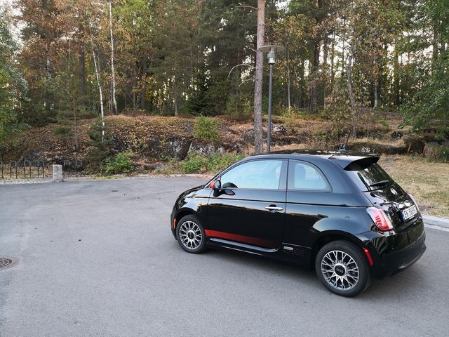 2014 FIAT 500 - 10