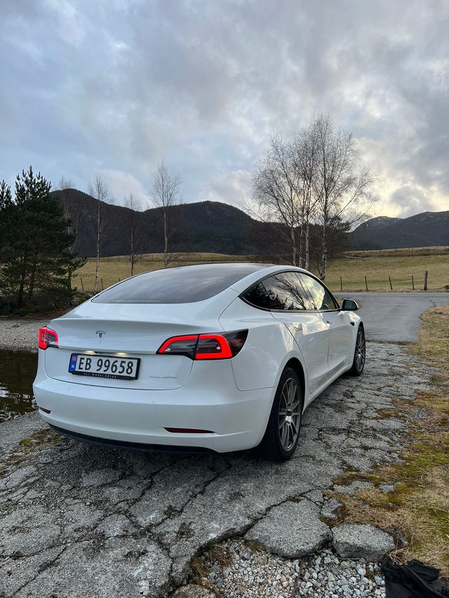 5YJ3E7EB0MF888080 2021 TESLA MODEL 3-5