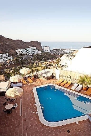 Bassengområdet er for dere og de andres som bor her. Galleribilde