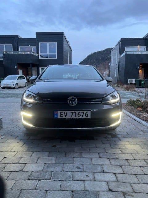 2018 VOLKSWAGEN GOLF - 10