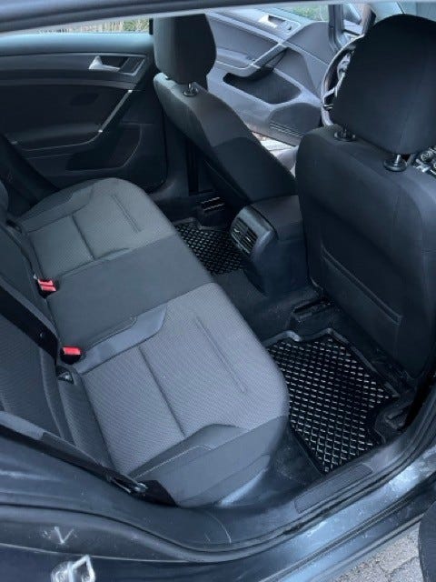 WVWZZZAUZJ8901328 2018 VOLKSWAGEN GOLF-3
