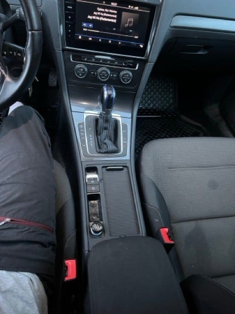2018 VOLKSWAGEN GOLF - 8