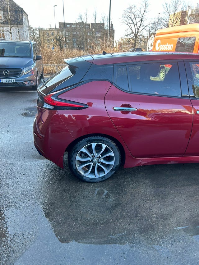 SJNFAAZE1U0021830 2018 NISSAN LEAF-5