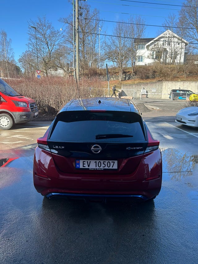 SJNFAAZE1U0021830 2018 NISSAN LEAF-3
