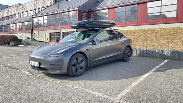 5YJ3E7EB1KF233567 2019 TESLA MODEL 3-4