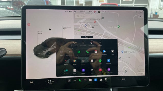 2019 TESLA MODEL 3 - 42