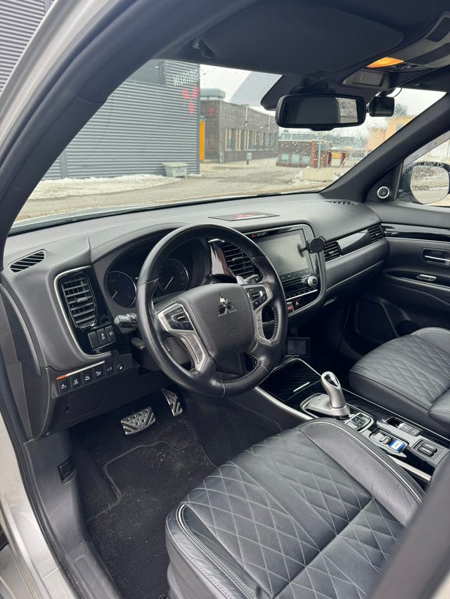 2020 MITSUBISHI OUTLANDER - 15