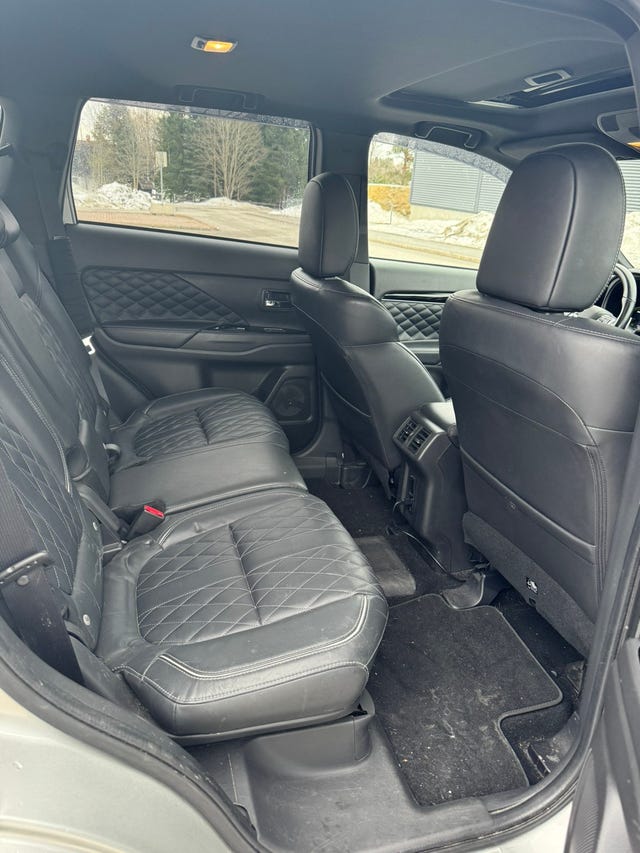 2020 MITSUBISHI OUTLANDER - 20