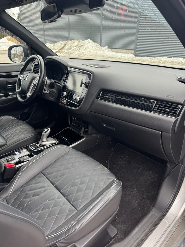 2020 MITSUBISHI OUTLANDER - 22
