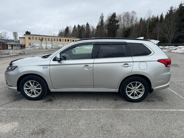 2020 MITSUBISHI OUTLANDER - 10
