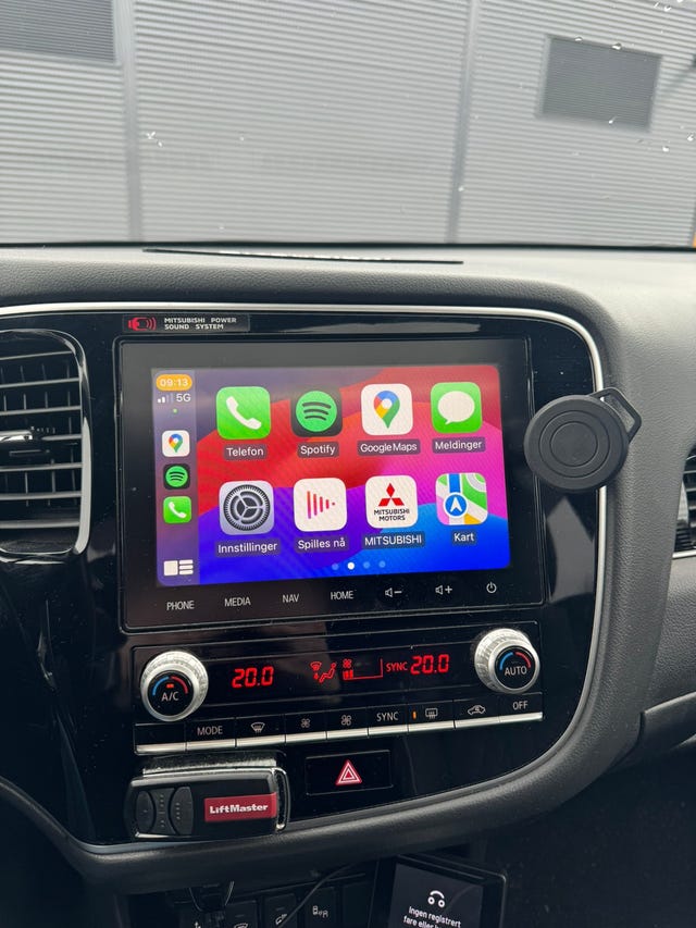 2020 MITSUBISHI OUTLANDER - 31