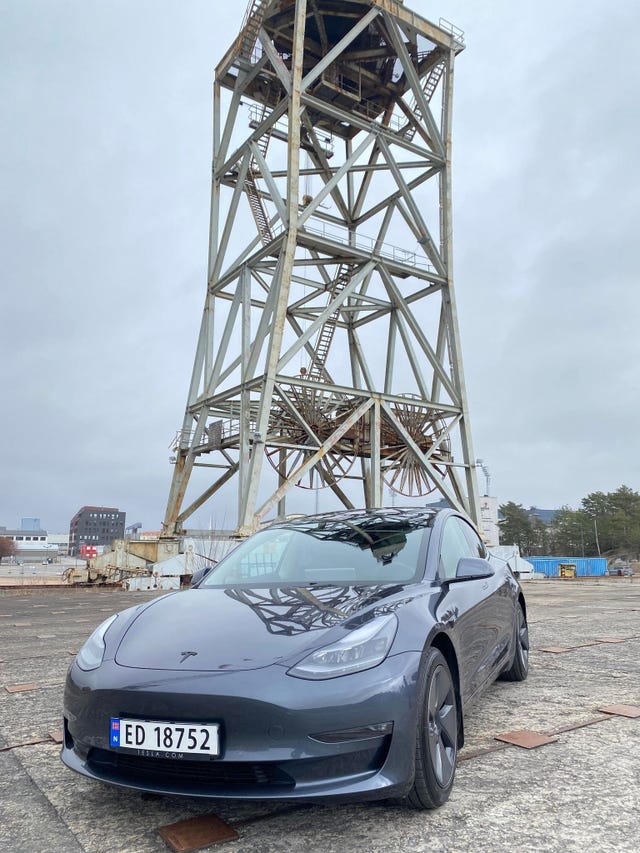 2021 TESLA MODEL 3 - 8