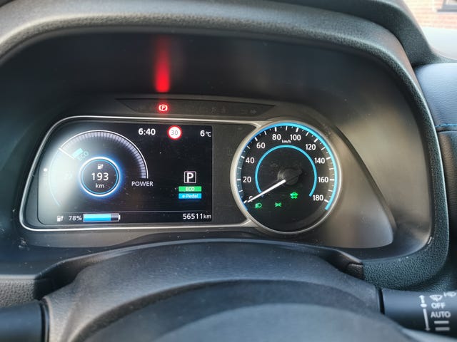 2020 NISSAN LEAF - 9