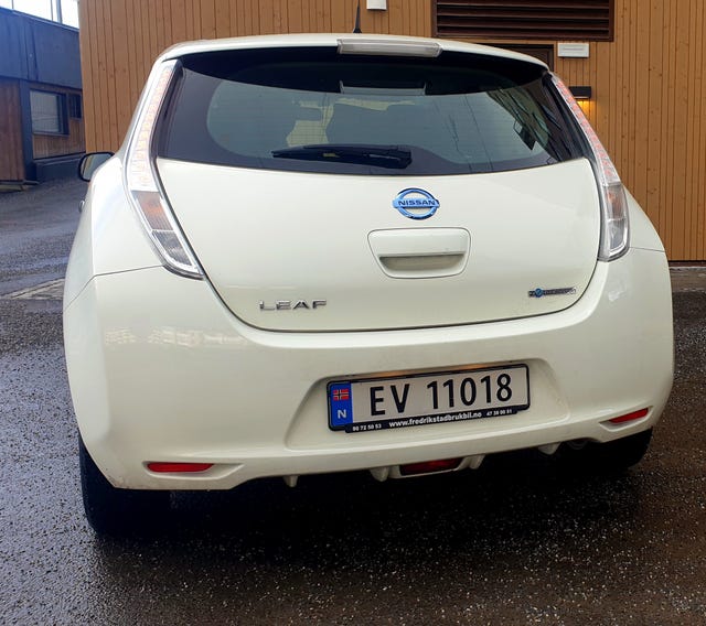 2018 NISSAN LEAF - 9