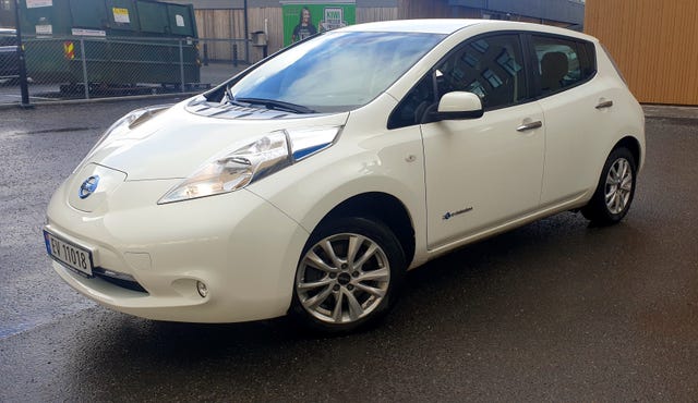 SJNFAAZE0U6072997 2018 NISSAN LEAF-2