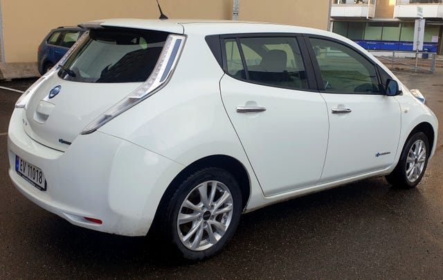 2018 NISSAN LEAF - 8